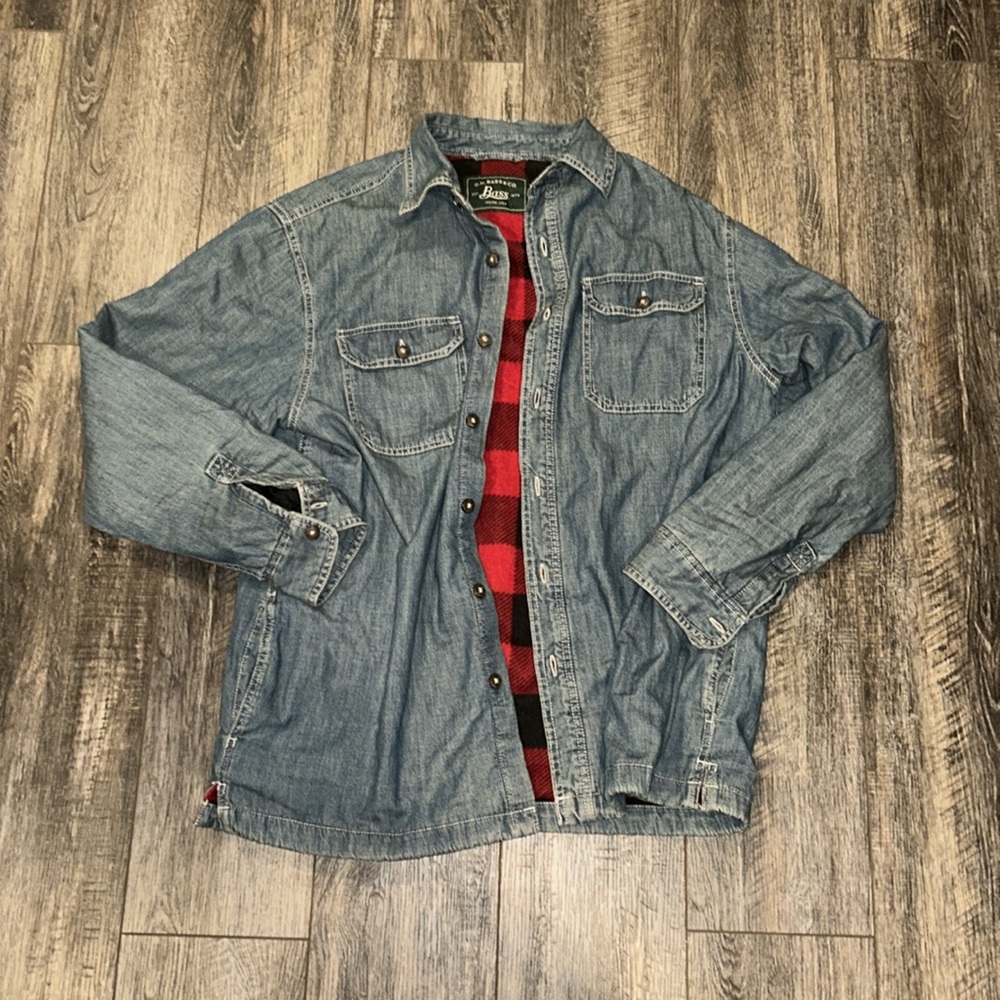 G.H. Bass & Co Denim flannel shirt sz M
